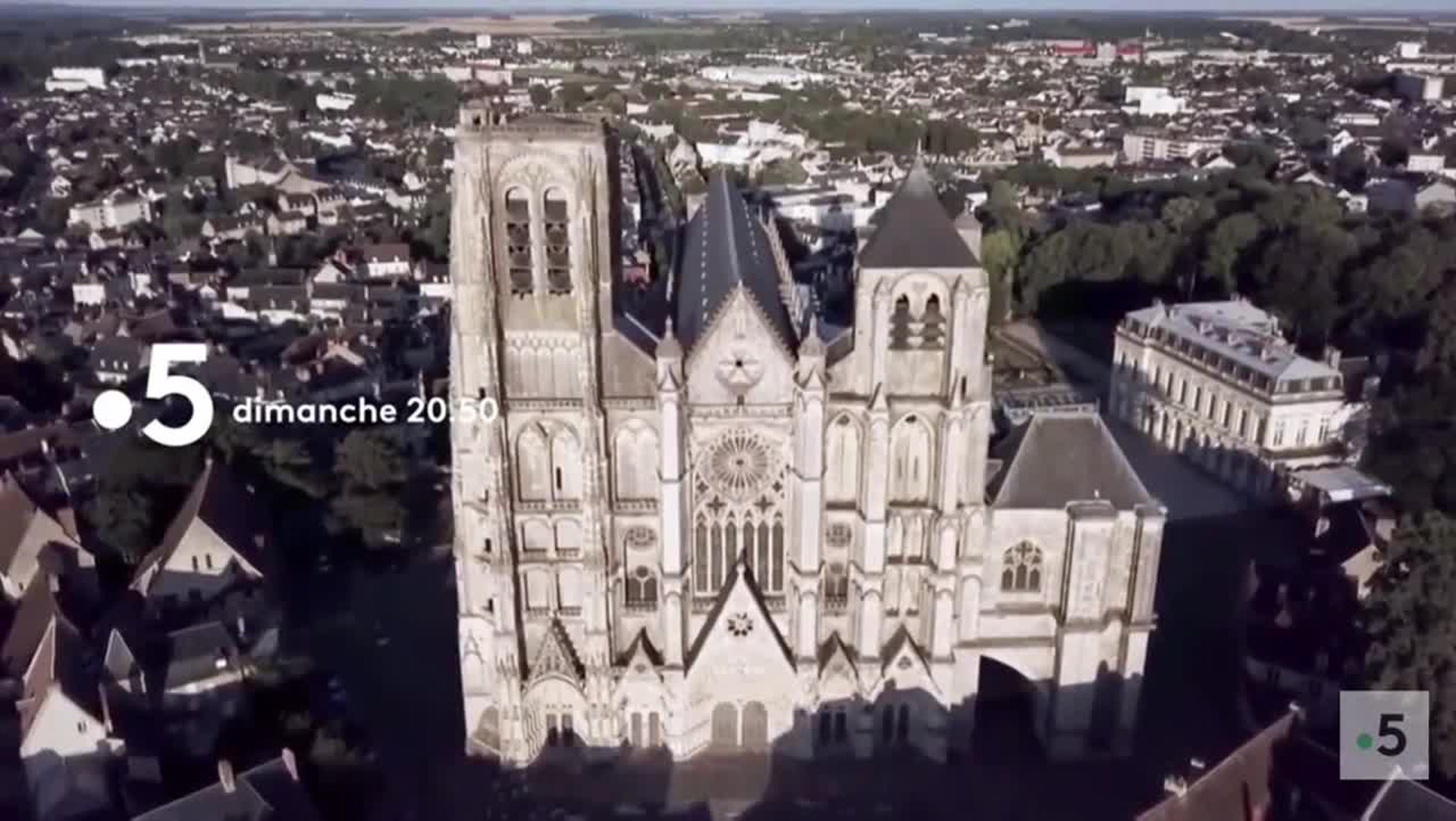 Les 100 lieux qu'il faut voir : Le Berry, de Bourges aux abords de l'Allier