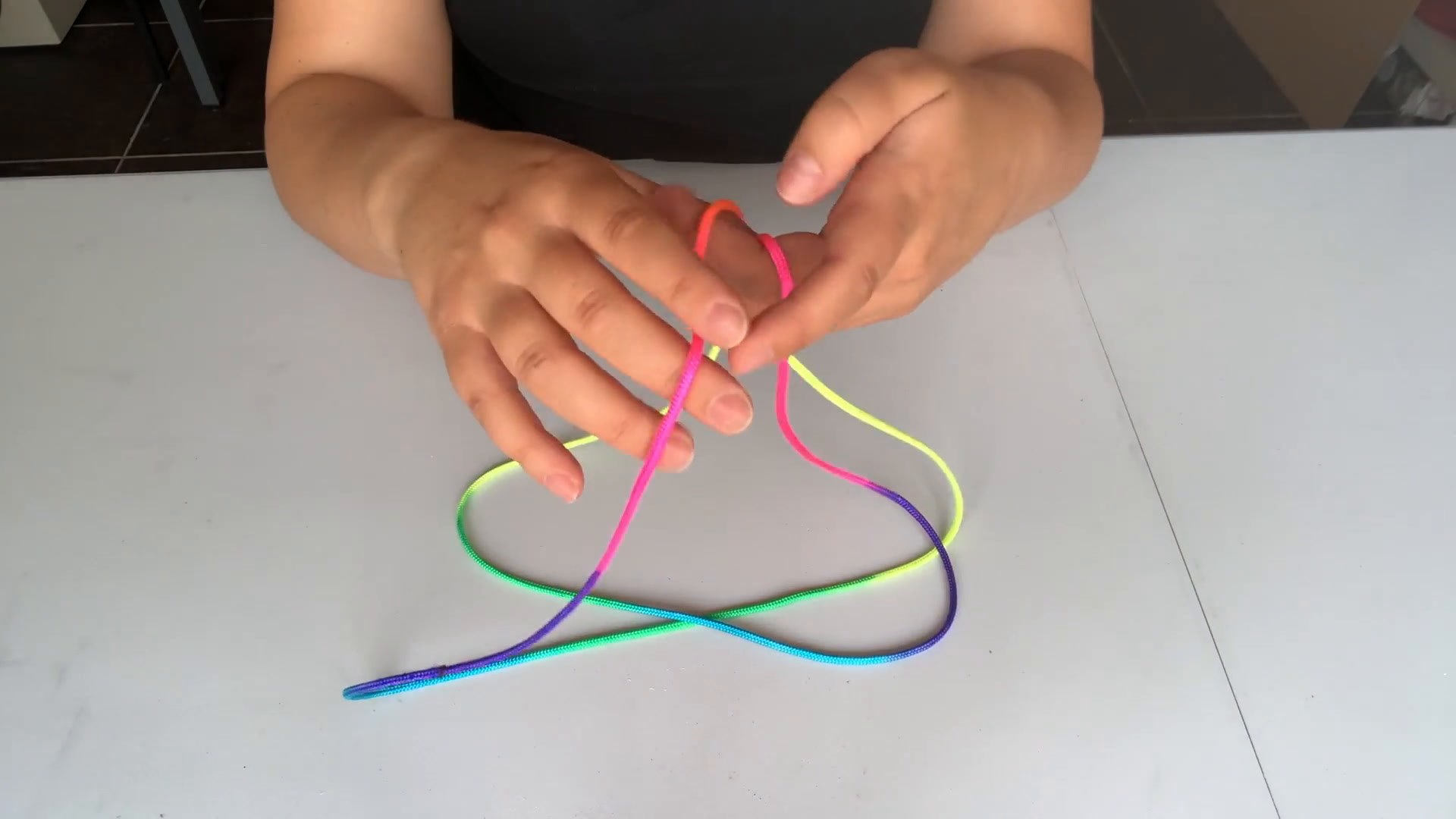 Comment Faire Le Trampoline Avec Un String Ztringz, le modèle fleur