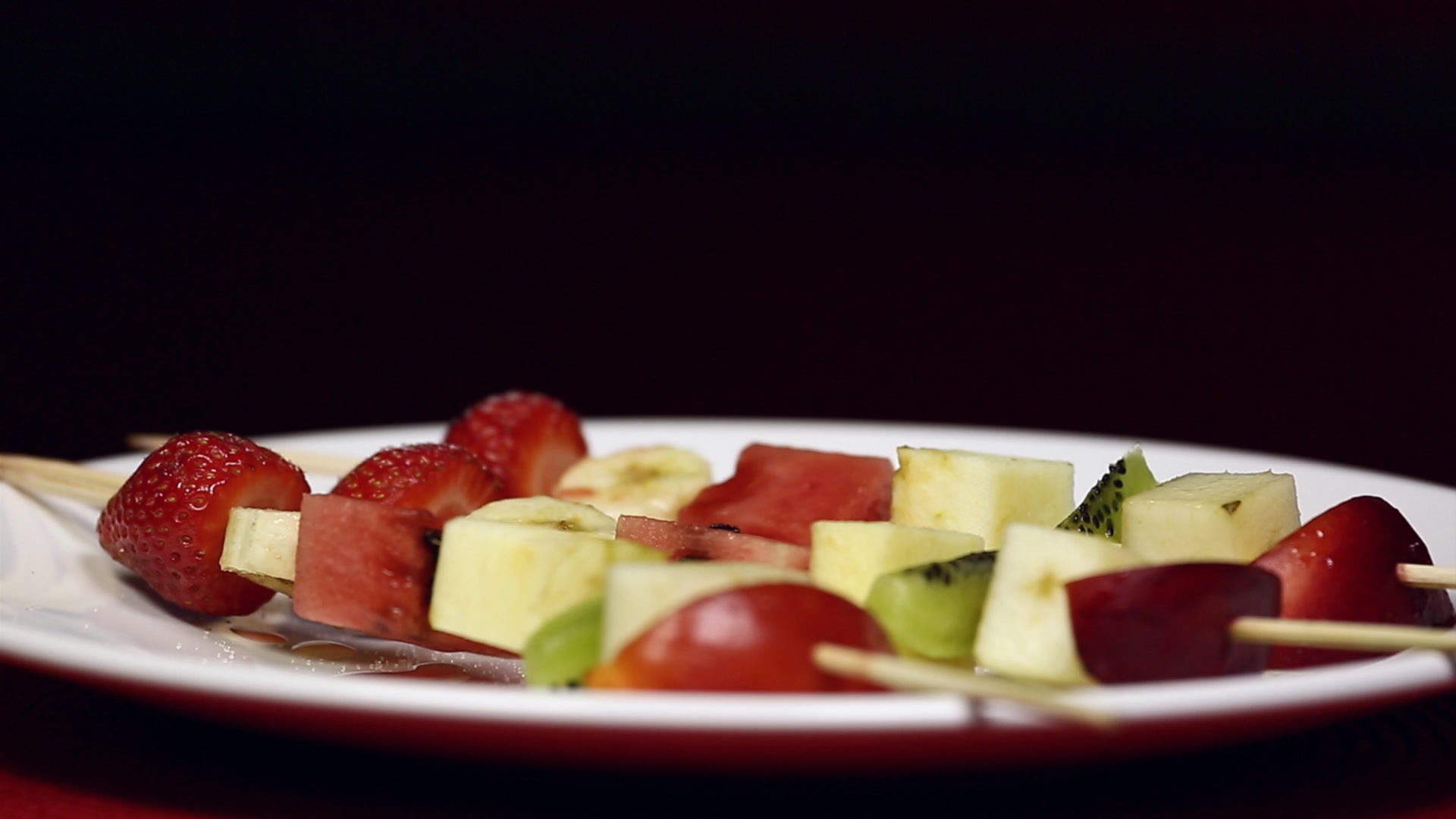 Brochette de fruits frais - Recettes - Elle à Table